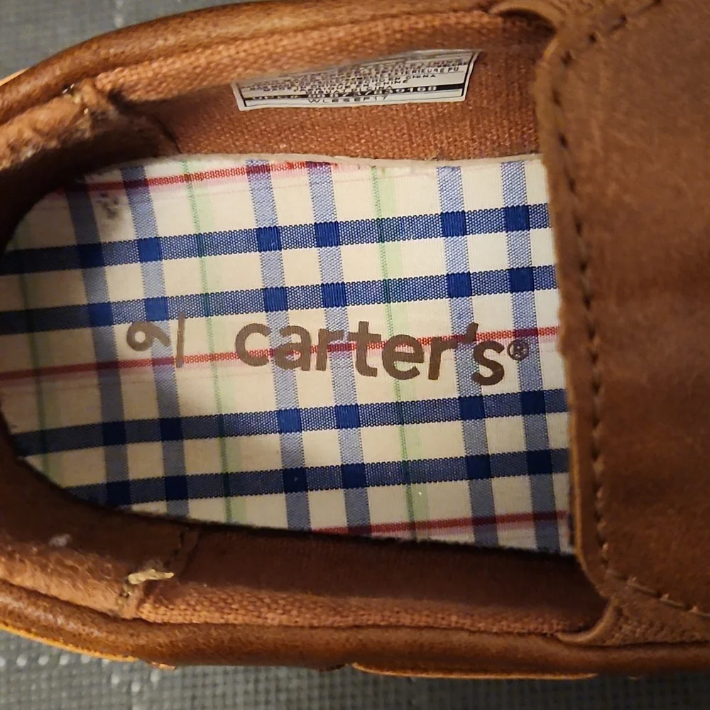 Carter's Kids Tan Moccasin Size 9